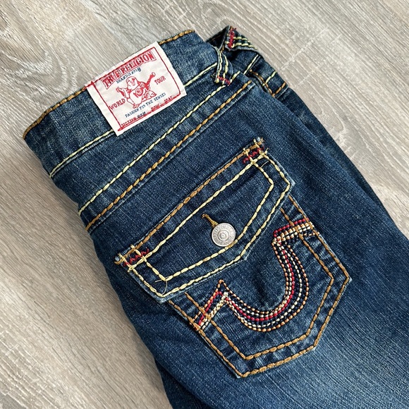 True Religion Jeans with yellow and red stitching - Picture 8 of 8